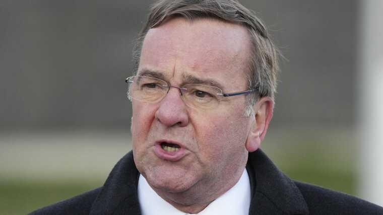 Пісторіус закликав "не витріщатись як кролик на удава" через заяви Трампа