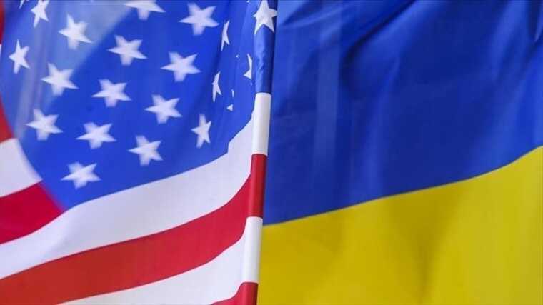 Відмова допомагати Україні стала б однією з найбільших помилок США, - Bloomberg