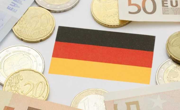 Більшість жителів Німеччини вважають, що вони мають право самостійно визначати, як користуватися грошима