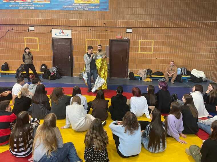 У Києві школярів навчатимуть стріляти з автоматичної зброї