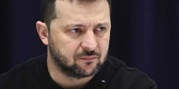 Зеленський, як і раніше, виступає проти перемир’я по нинішній лінії фронту