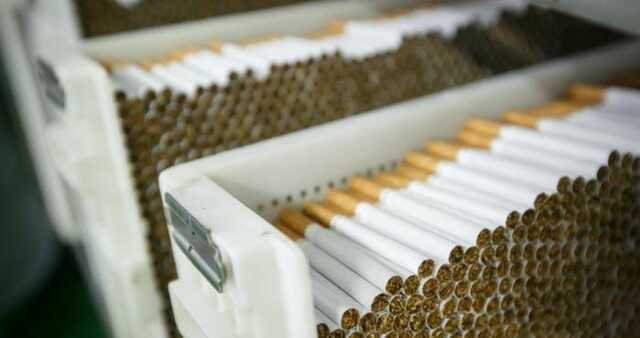 Hungarian customs officers found 141 thousand packs of cigarettes in the car of the wife of a Ukrainian diplomat