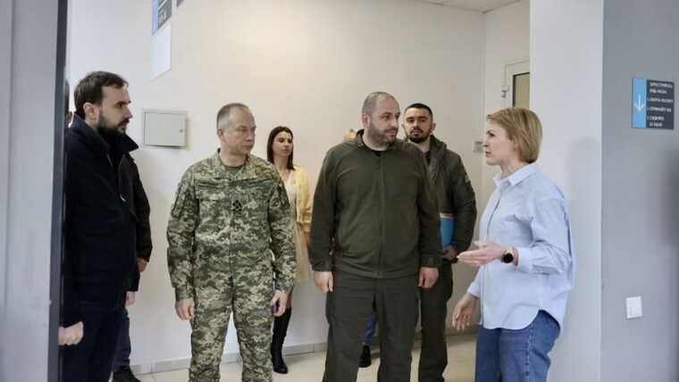 Головнокомандувач ЗСУ та Міністр оборони України відвідали Львівський рекрутинговий центр