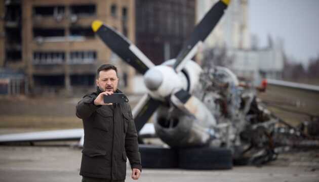 Зеленський: "Україна змогла оновити ОПК і вийти на новий рівень виробництва зброї"