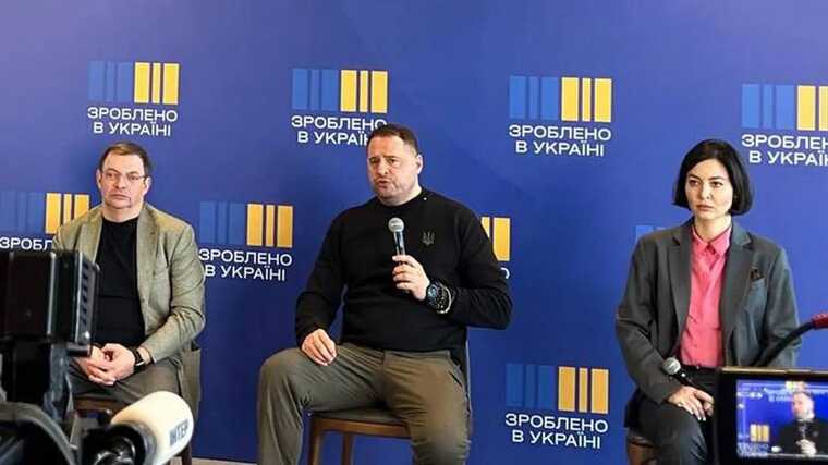 Україна працює над відкриттям одного з аеропортів