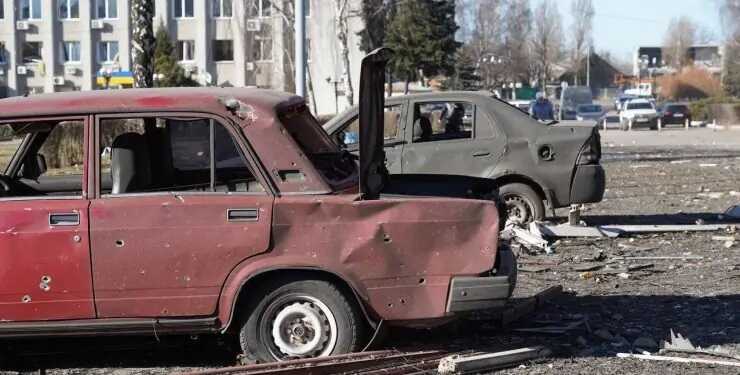 ЗС РФ завдали ударів по Покровську: ракети влучили в будівлі університету та школи