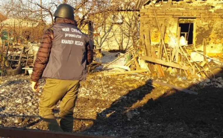 Окупанти завдали удару КАБами по Куп’янську: поранено волонтера