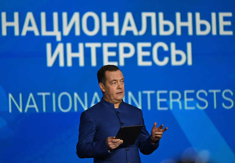 "Україна – це Росія": в ISW проаналізували заяви Медведєва та назвали страшні цілі Росії