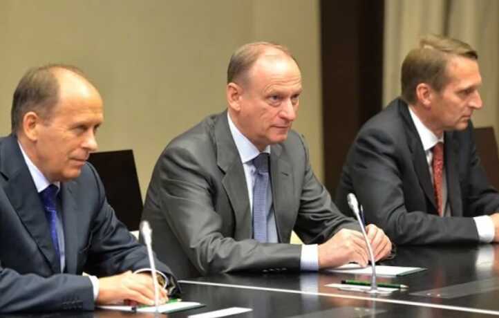      ,    ,  Financial Times