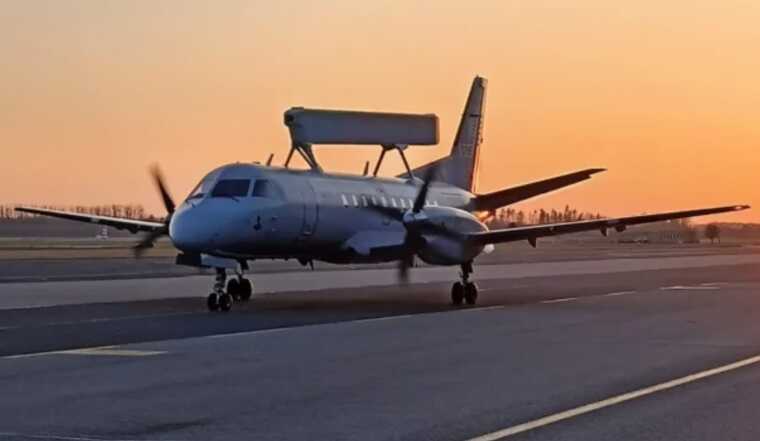 Польща отримала від Швеції перший із двох літаків ДРЛВ Saab 340 AEW