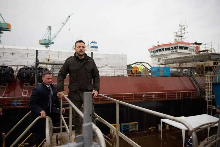 Зеленський у Туреччині відвідав будівництво корвета "Гетьман Іван Мазепа"