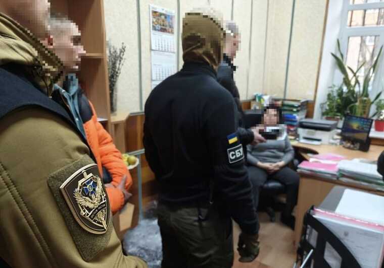 У Полтаві адвокатка допомагала ухилянтам виїхати за кордон