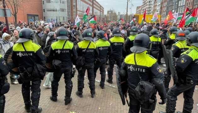 В Амстердаме прошли протесты из-за участия президента Израиля в открытии Музея Холокоста