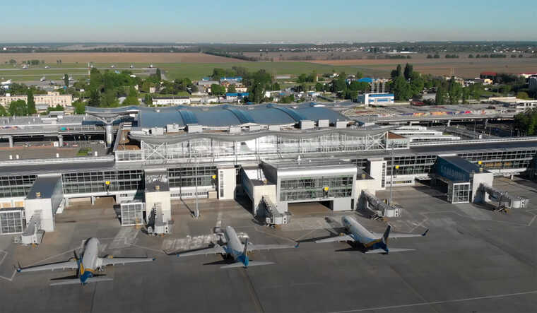 Які аеропорти можуть відкрити в Україні: перевіряли три міста