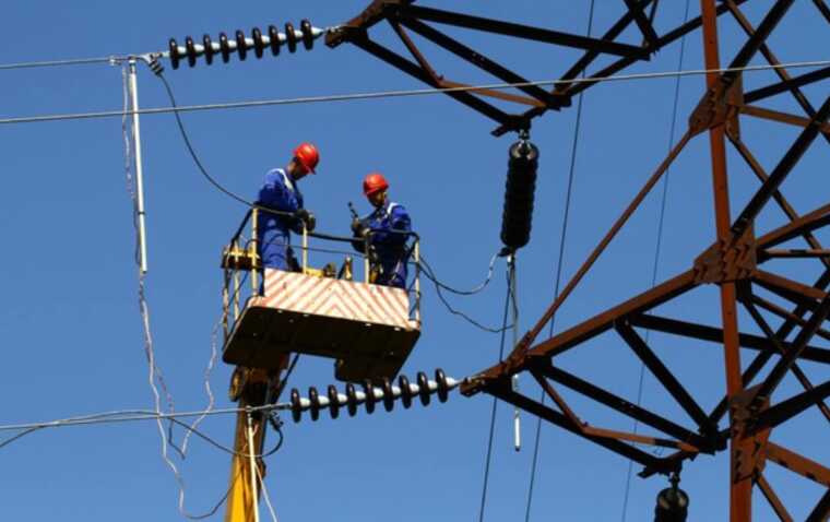 Міністерство Галущенка злило державні обленерго в приватні руки. Хто отримає мільярдні потоки?