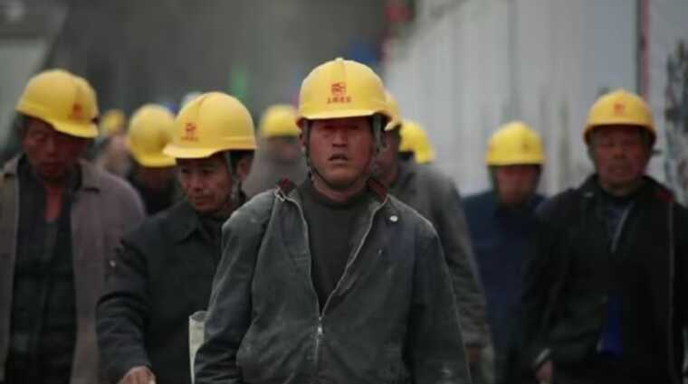 На ТОТ росіяни примушують мігрантів з Центральної Азії голосувати на «виборах», – ЦНС