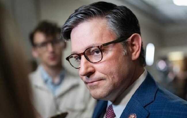 Politico: Спікер Джонсон очікує ухвалення пакета допомоги Україні голосами демократів