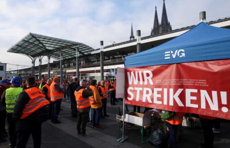 Страйки машиністів у Німеччині відклададаються, Deutsche Bahn домовилася про переговори