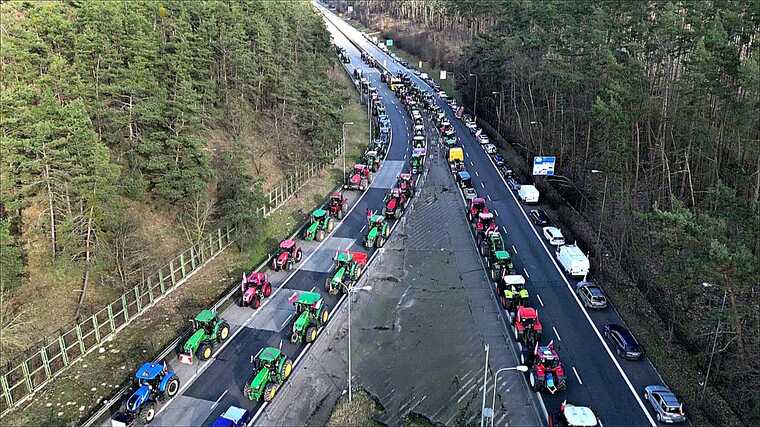 Польські фермери заблокували рух вантажівок біля кордону з Німеччиною