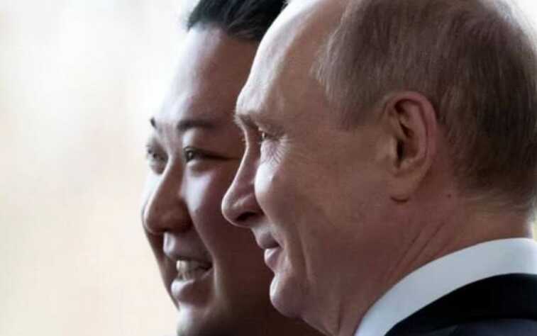 КНДР відправила тисячі контейнерів із військовою допомогою до Росії, – Sky News