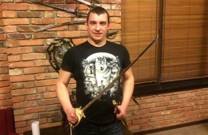 У Дніпрі слідчий поліції задекларував 7 машин дружини за заниженою вартістю