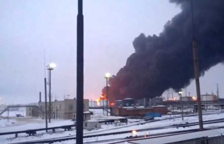 Bloomberg: Удари українських БПЛА по російських НПЗ означають новий етап війни на виснаження