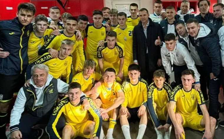 ЗМІ назвали несподівану проблему сина Шевченка у збірній України