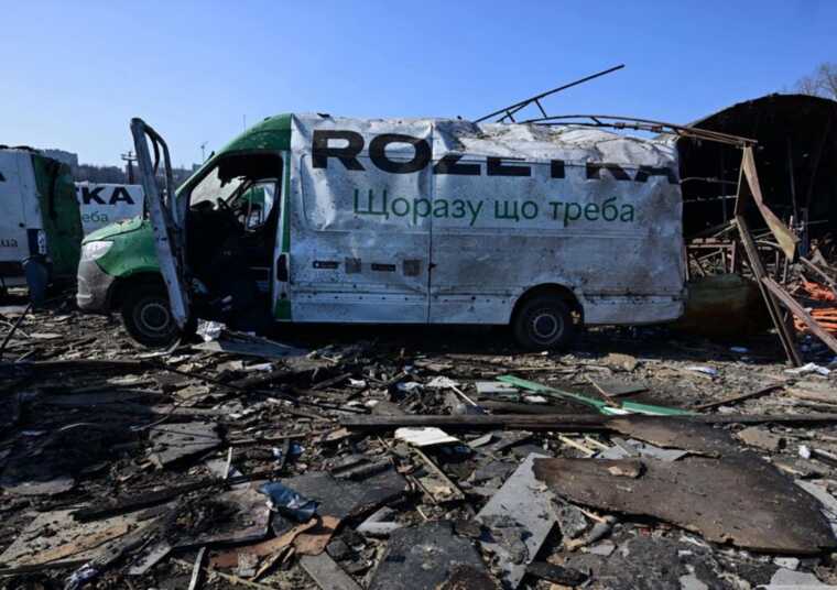 Сегодня утром ракеты РФ нанесли удар по складу ROZETKA