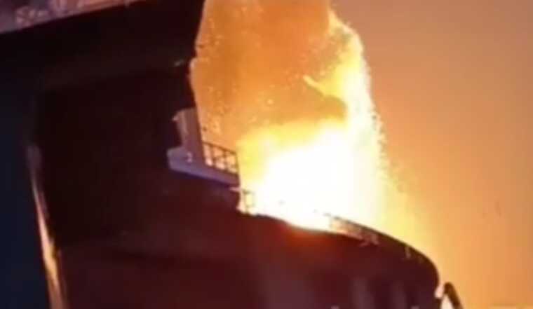 У Мережі публікують відео ракетного удару по ДніпроГЕС