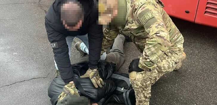 СБУ знешкодила злочинне наркоугруповання: виманили з ЄС в Україну та заарештували