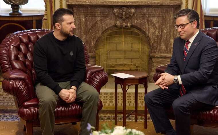 Зеленський провів телефонну розмову зі спікером Палати представників США