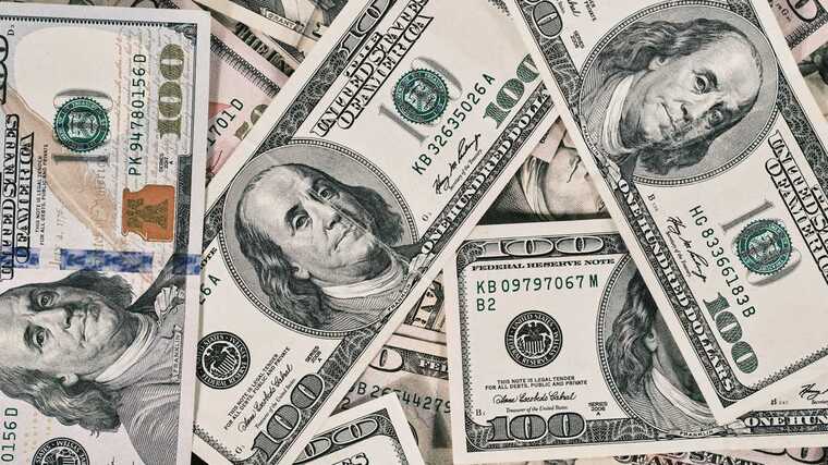 Ukraine received a $1.5 billion loan from Britain and Japan