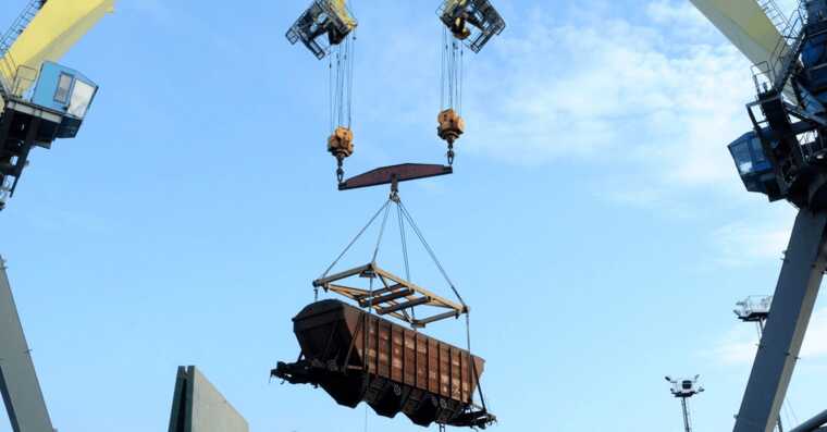Shelling of Odesa ports suspended grain unloading, - UZ