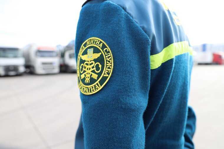 Одіозного Гринчишина звільнено з Одеської митниці за договорняки та хабарництво