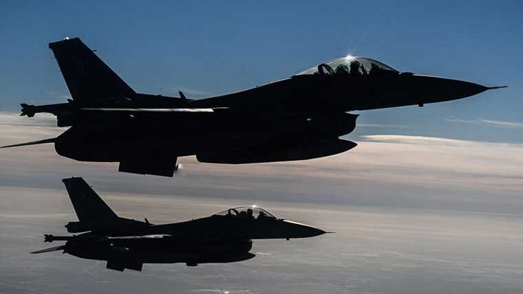 У Польщі піднімали військову авіацію через ракетну атаку по Україні