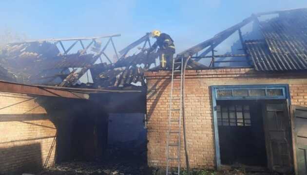 Окупанти за день тричі обстріляли Нікопольщину: застосовували артилерію та дрони