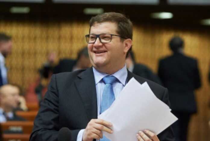 Депутат Ар’єв продав золота на 1 мільйон гривень