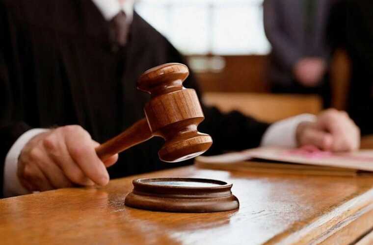 У Львові суд оштрафував посадовця Держпродспоживслужби, який виписував собі премії