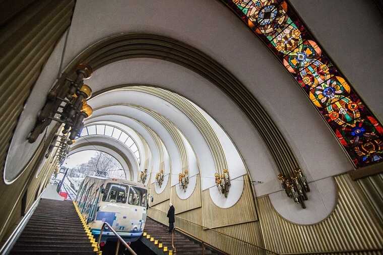 У київському фунікулері вбили 16-річного юнака, - місцеві Telegram-канали