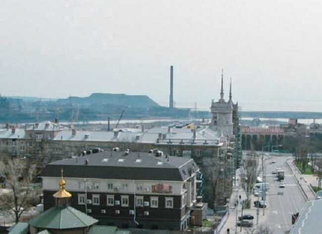 У мережі публікують фото окупованого Маріуполя з висоти Вежі