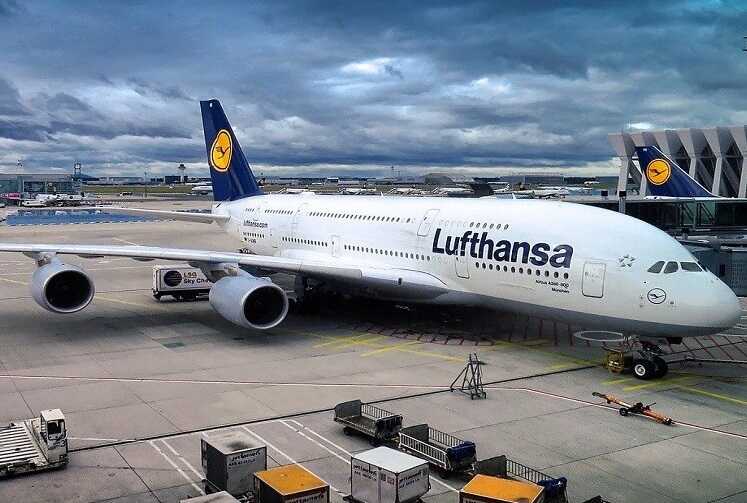 Lufthansa призупинила польоти до Тегерану