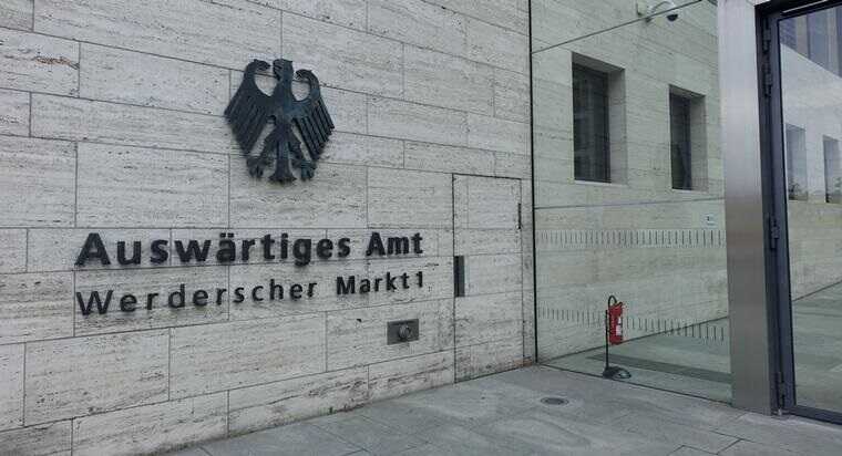 Германия призвала своих граждан покинуть Иран