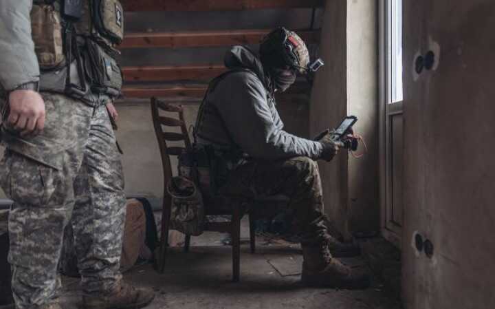 Пограничники в Донецкой области уничтожили два вражеских БТР