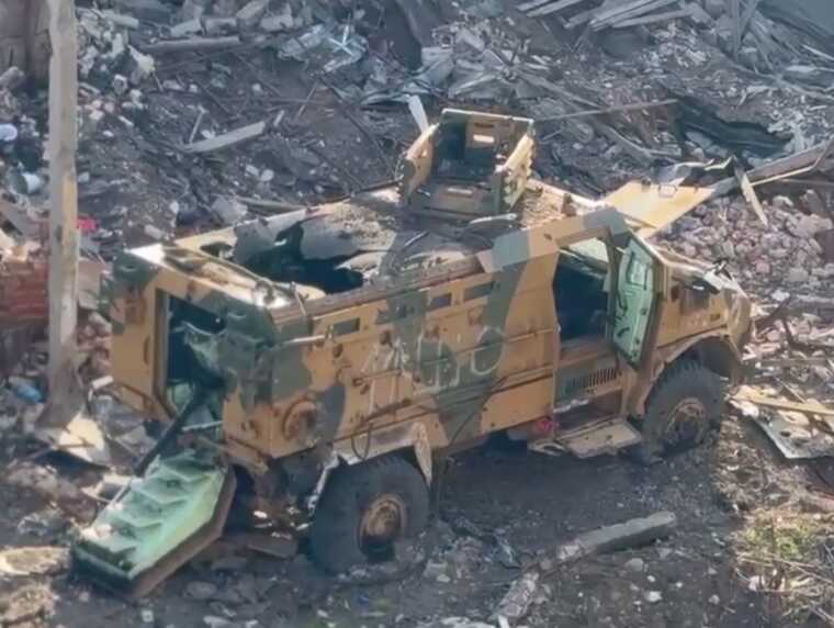 На околиці Часового Яру точаться бої