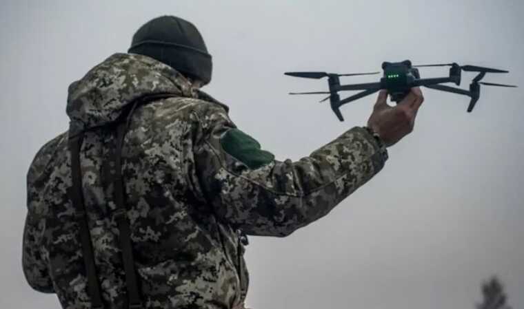 Прикордонники показали знищення гармат МТ-12 "Рапіра" та бліндажа окупантів на Харківщині