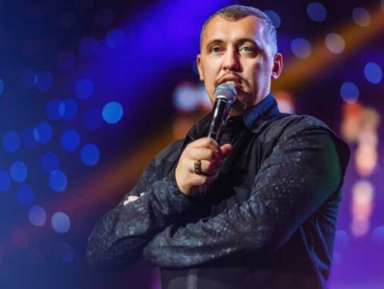 Владимир Мунтян похвастался "подаренным" эксклюзивным Ferrari