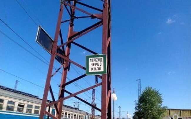 У столиці міська електричка збила на смерть жінку