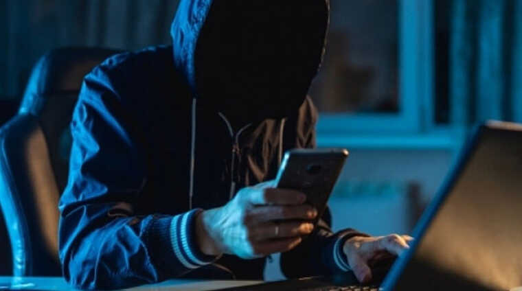 Шахраї викрадають акаунти у WhatsApp, щоб використовувати їх для фейкових петицій