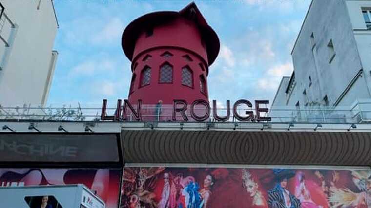 У Парижі обрушилися крила млина знаменитого кабаре «Мулен Руж»