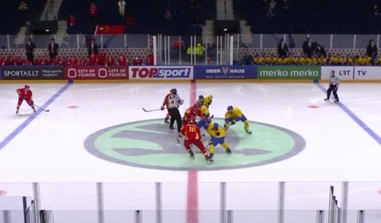 Збірна України з хокею на ЧС розгромила Китай із рахунком 9:0